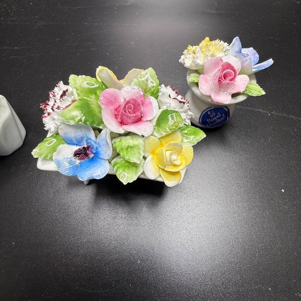 Royal Doulton Bone China Miniature Floral Set Wheelbarrow Vase Pot Made England - Picture 5 of 10